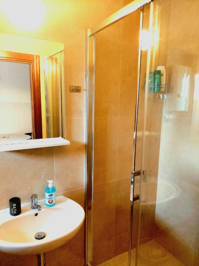 Nadalina Apartman Sutomore