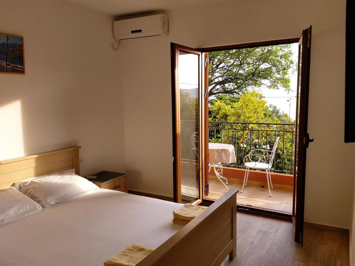Nadalina Apartman Sutomore