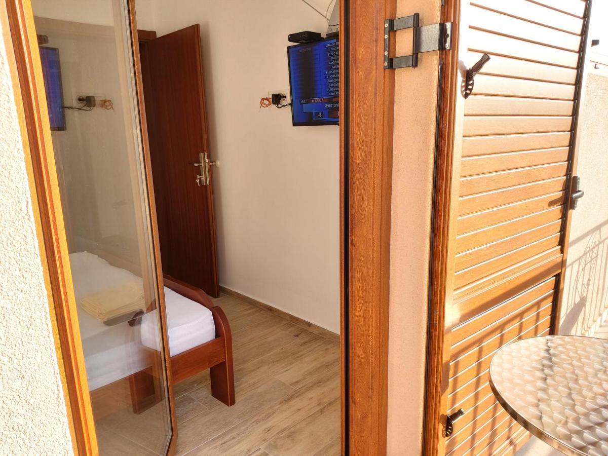 Nadalina Apartman *